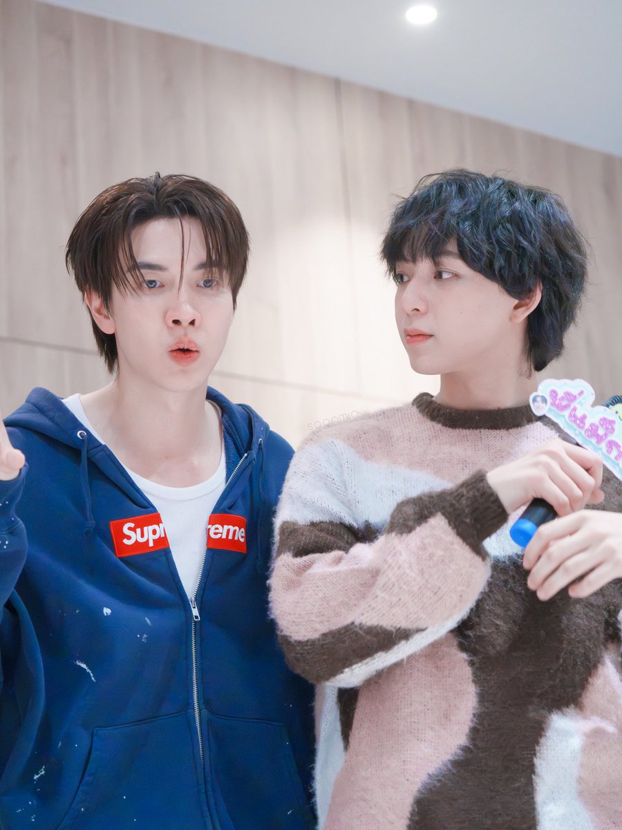 shimsoonmin's tweet photo. ผมมีคำถาม ถ้าลงรูปเซ็ตนี้ พี่แม็กจะโกรธมั้ย525525255

#MaxkyBasxFANDOMFANFIC
#MaxkyBas #แม็กกี้บาส
#maxky_rp #บาสเด็กอ้วนที่แท้จริง https://t.co/hAL1HHCndN
