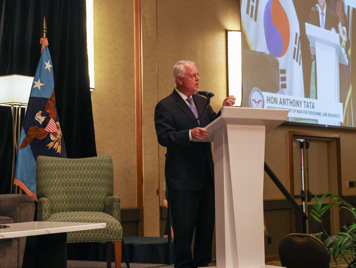 dodpaa's tweet photo. The Korean/Cold War Briefing in Omaha has closed, marked by a historic milestone: our 800th Korean War identification, PFC Ricardo Garza. Our mission never stops. We will bring them home. 🎗️

🔗 Read more: https://t.co/b6Uu0VjCro

#DPAA #NeverForget #UntilTheyAreHome https://t.co/SVAmZHs3Bd