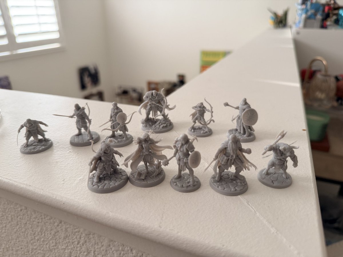 Snelly_87's tweet photo. Printed some minis, next is painting https://t.co/l2UmIZ1xCT