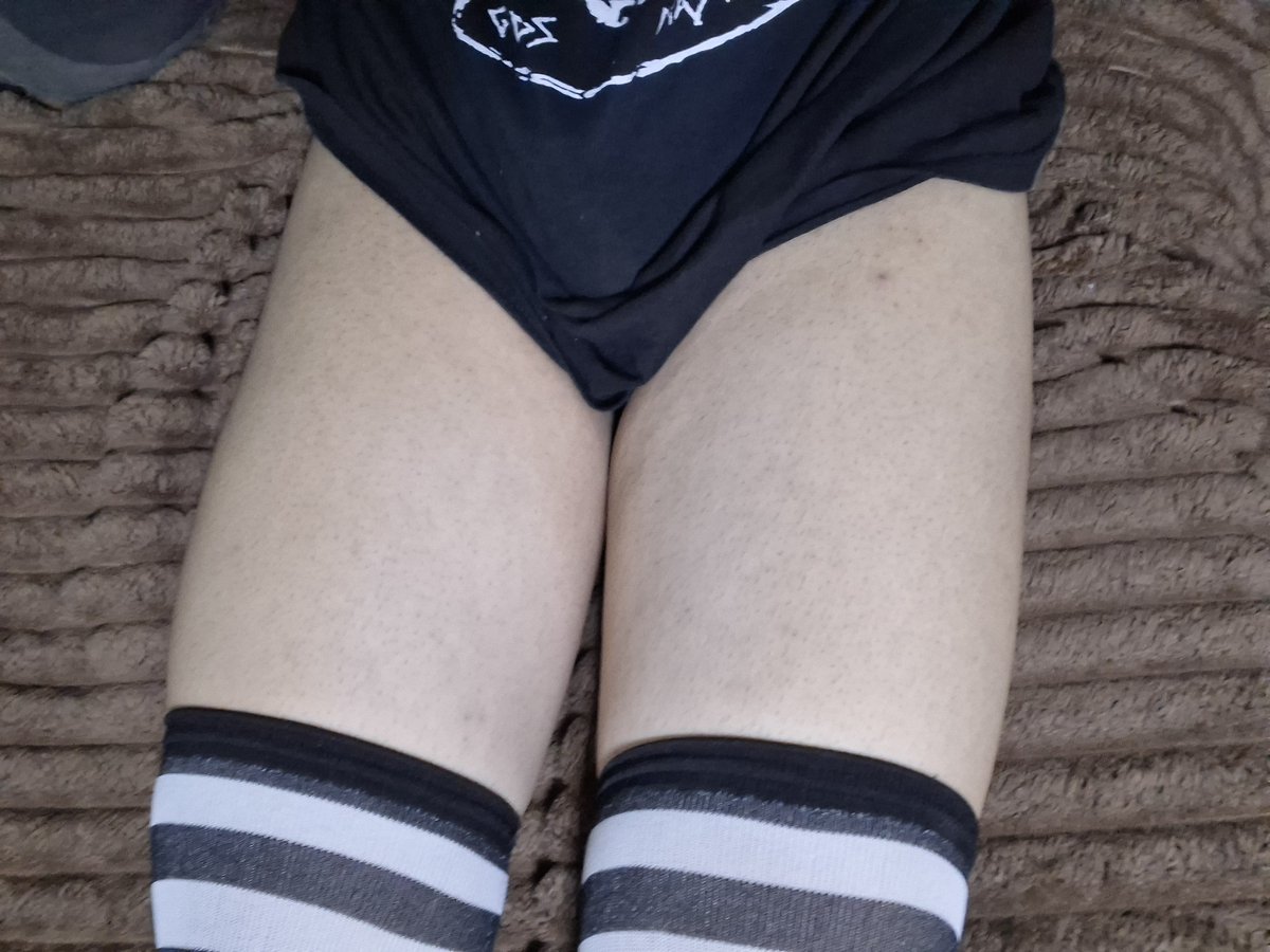 AripUnkyy's tweet photo. Little slut https://t.co/jlkkeCN843