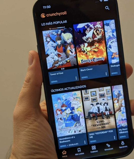 Pirat_Nation's tweet photo. A Texas man has been arrested after threatening the Governor’s Office over being unable to watch anime due to age verification

35-year-old man called the Texas Governor’s Office and left a voicemail complaining about a new law that he believed was blocking his anime.

“I don’t know which one of you sons of **** passed this motherf* bill to get this damn sh*t blocking my mother* anime…”

“Unlock my f*cking anime.”

The state has introduced age-verification laws covering certain sexually explicit websites
