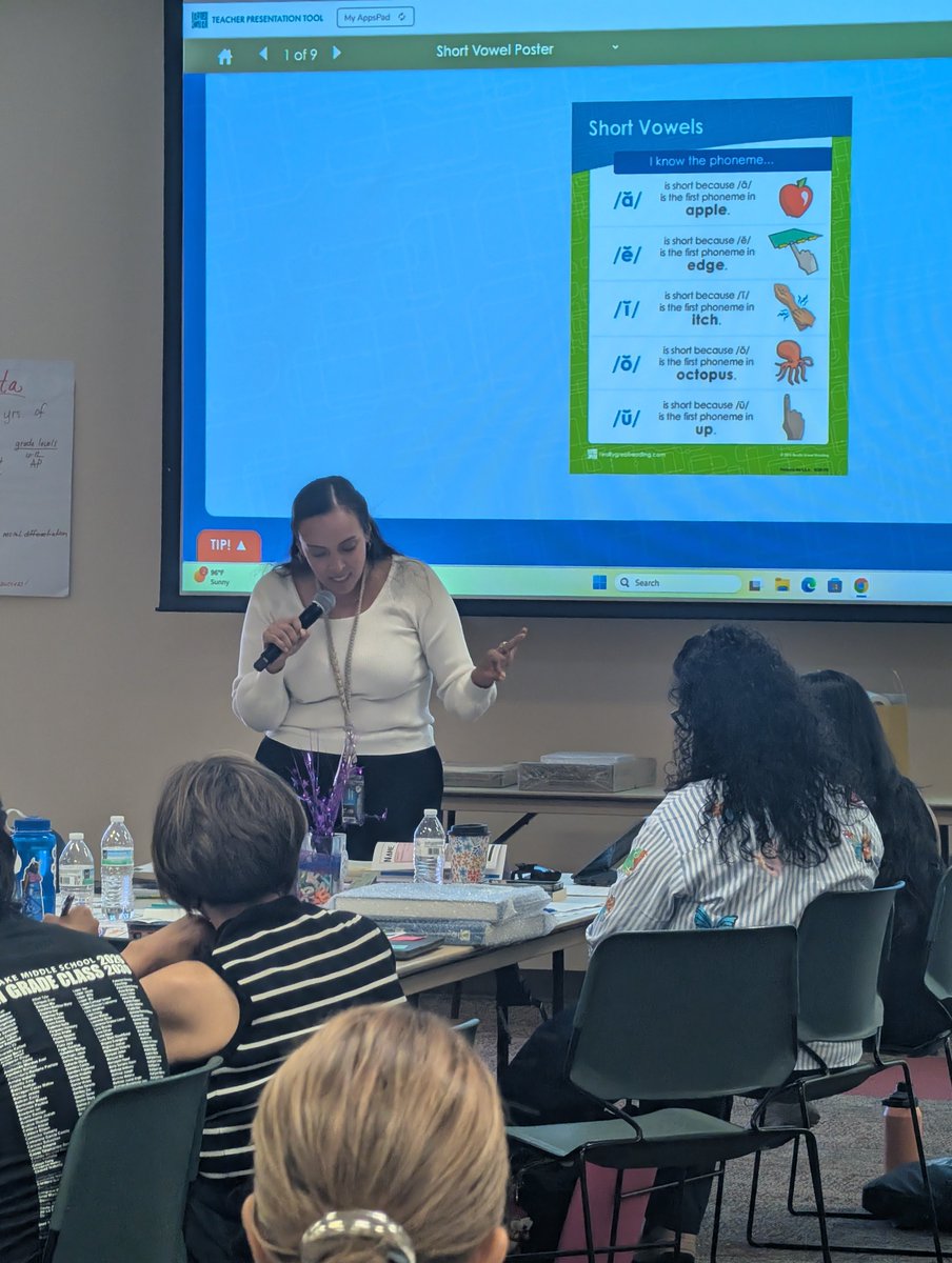 LChapman_SISD's tweet photo. Ms. Granados leading an RGR lesson for teachers at BDPLT👏🏽 Thank you!!  @vgrana_MPMS @lvalades_CI @janguiano_CI https://t.co/5QicpCjWL5