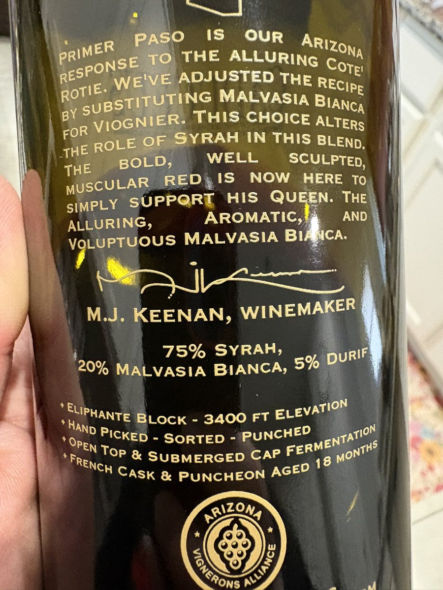 Buck43x's tweet photo. Been wanting to try some Maynard wine…. Pretty good but I wanna try something different next time. https://t.co/7BcgvHiQUH