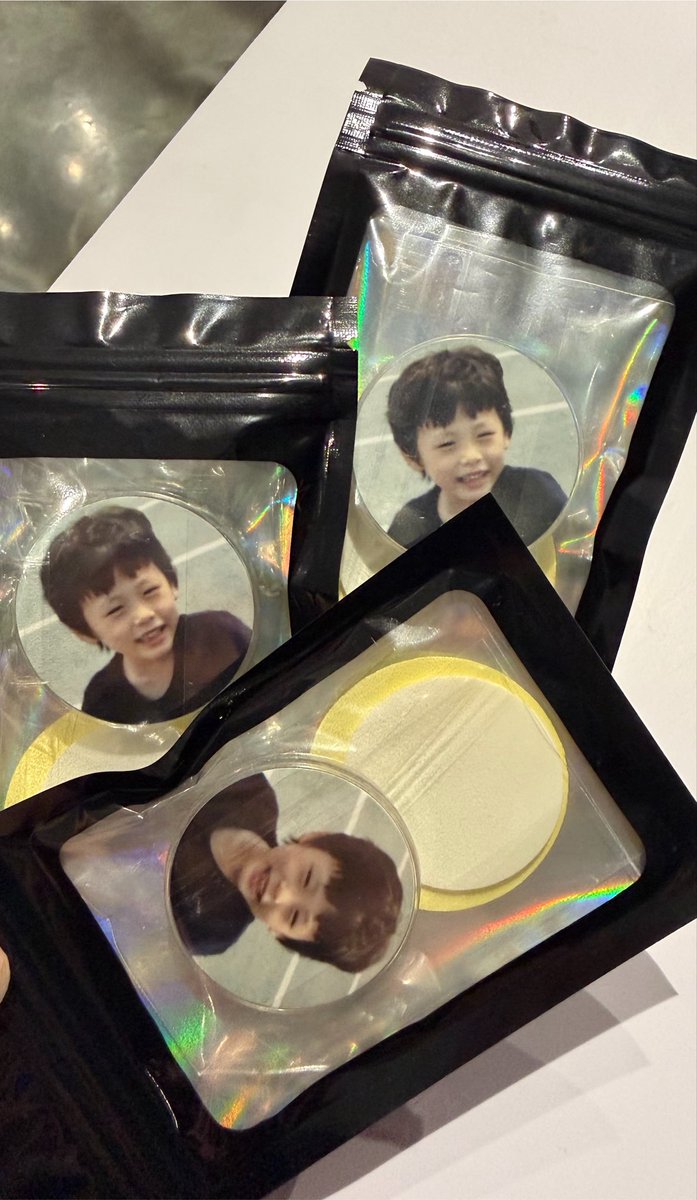 or0taesan's tweet photo. 8월 8일 선착 특전 안내 ⭐️

오늘의 선착 특전 그립톡은
아기 태산이 그립톡입니다 👼 

제일 먼저 오신 세분께 드립니다!
(가게 오픈 시간은 공지 확인 부탁드려요) https://t.co/4xGRehTVOP