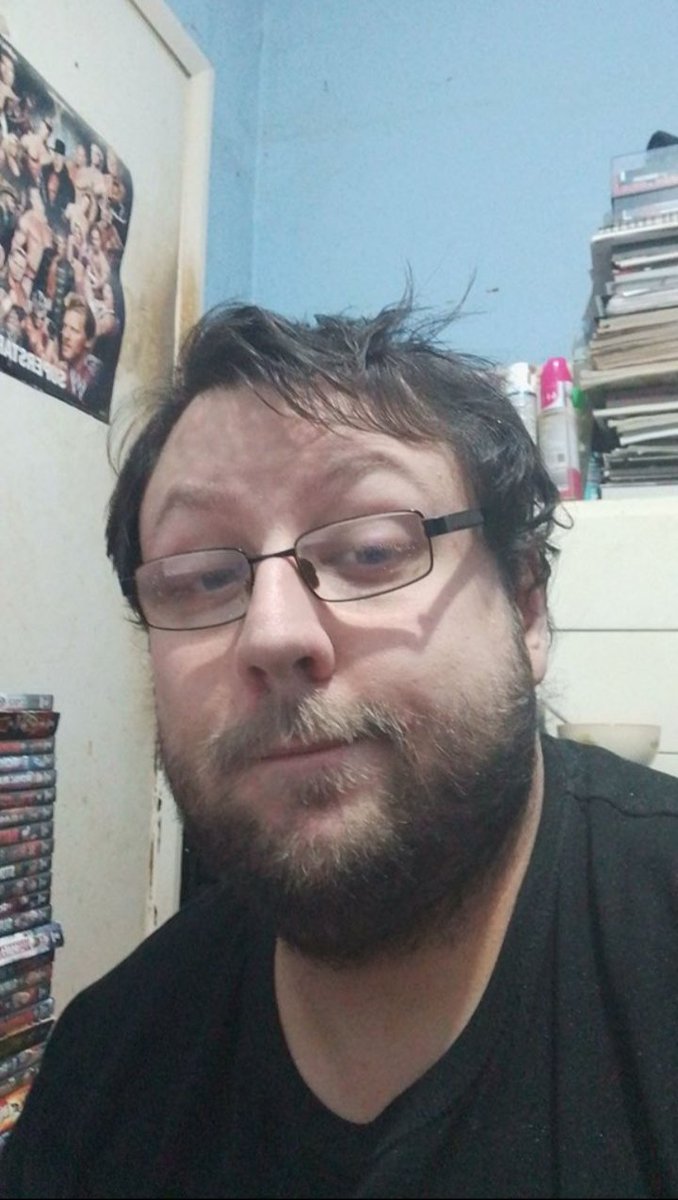 SamueljrE2's tweet photo. Hello beautiful ladies. Say hi me and my lovely cat https://t.co/Kq5ONTipEs