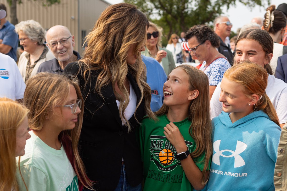 KristiNoem's tweet photo. Oh my goodness, what a special day. ❤️. Today the Trail of Governors Committee unveiled my official statue and portrait on the state capitol grounds - and my grandchildren did the honors. Everywhere I looked, there were people I loved who have stood by our family as we served the people of SD. Thank you Jesus for your faithfulness.