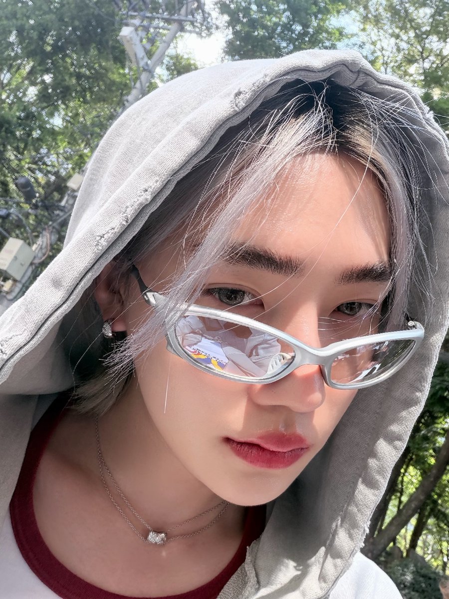 chanheeupdates's tweet photo. 260703 ig update 🍀 #chanhee #뉴 1/2 https://t.co/wwBhk9150r