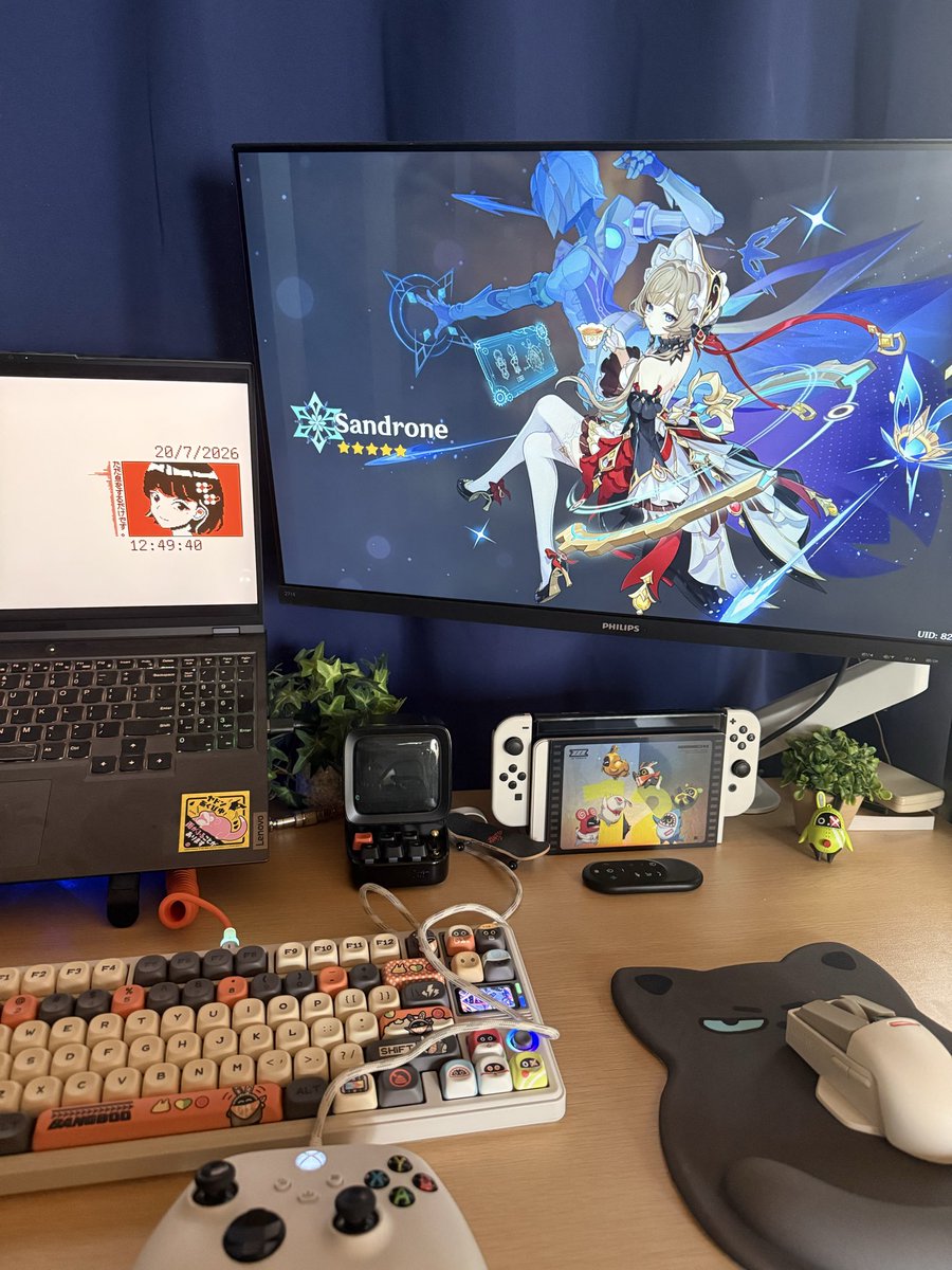 nasapphicated's tweet photo. Finally have them both nothing else matters https://t.co/s4xo26nrjL