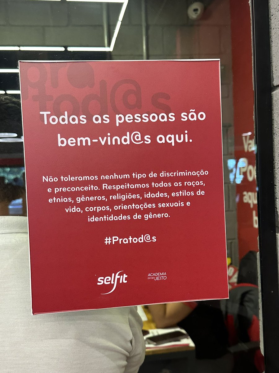 danyvsousa's tweet photo. Enquanto isso na Selfit do Marquês ❤️
Escolhi o certo ❤️ https://t.co/NNM8U4F85P