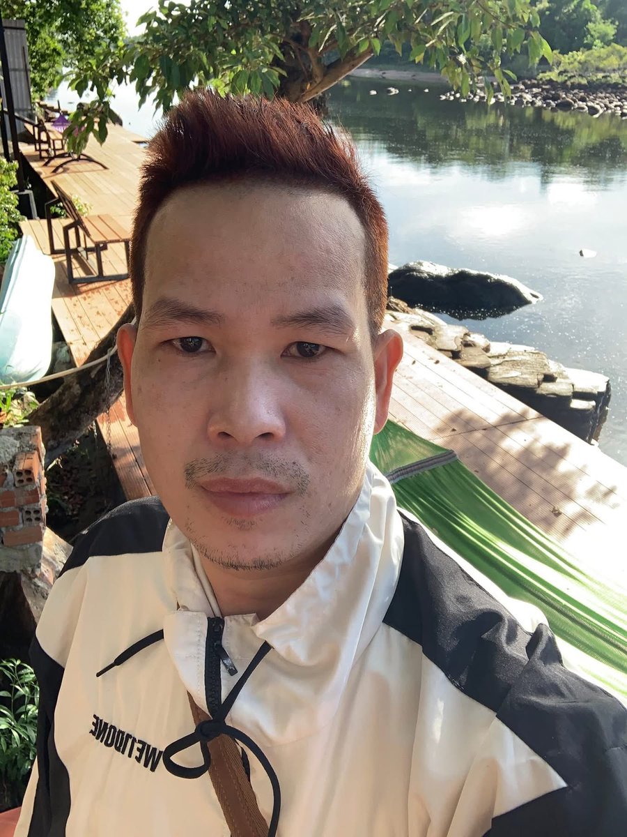 QRJPboHLz434625's tweet photo. 0978322216តេឡេក្រាមអ្នកកោះធំចុយតាប្រុសៗក្មេងសិចសាហោវល្មោបចុយណាស់អ្នកស្អាងកោះធំបានសាកនៅ https://t.co/TaSNqxDwx2
