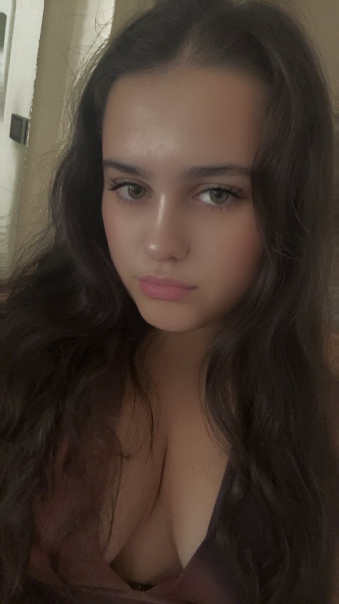 Goddesssemx's tweet photo. any uk losers still up??
active for intox 😋😋

findom finsub paypig humanatm cashslave walletdrain humiliation sph cbt joi cei degrading ballbusting footworship chastity cuck sissy intox spoonspig https://t.co/jq7KwMzgjQ
