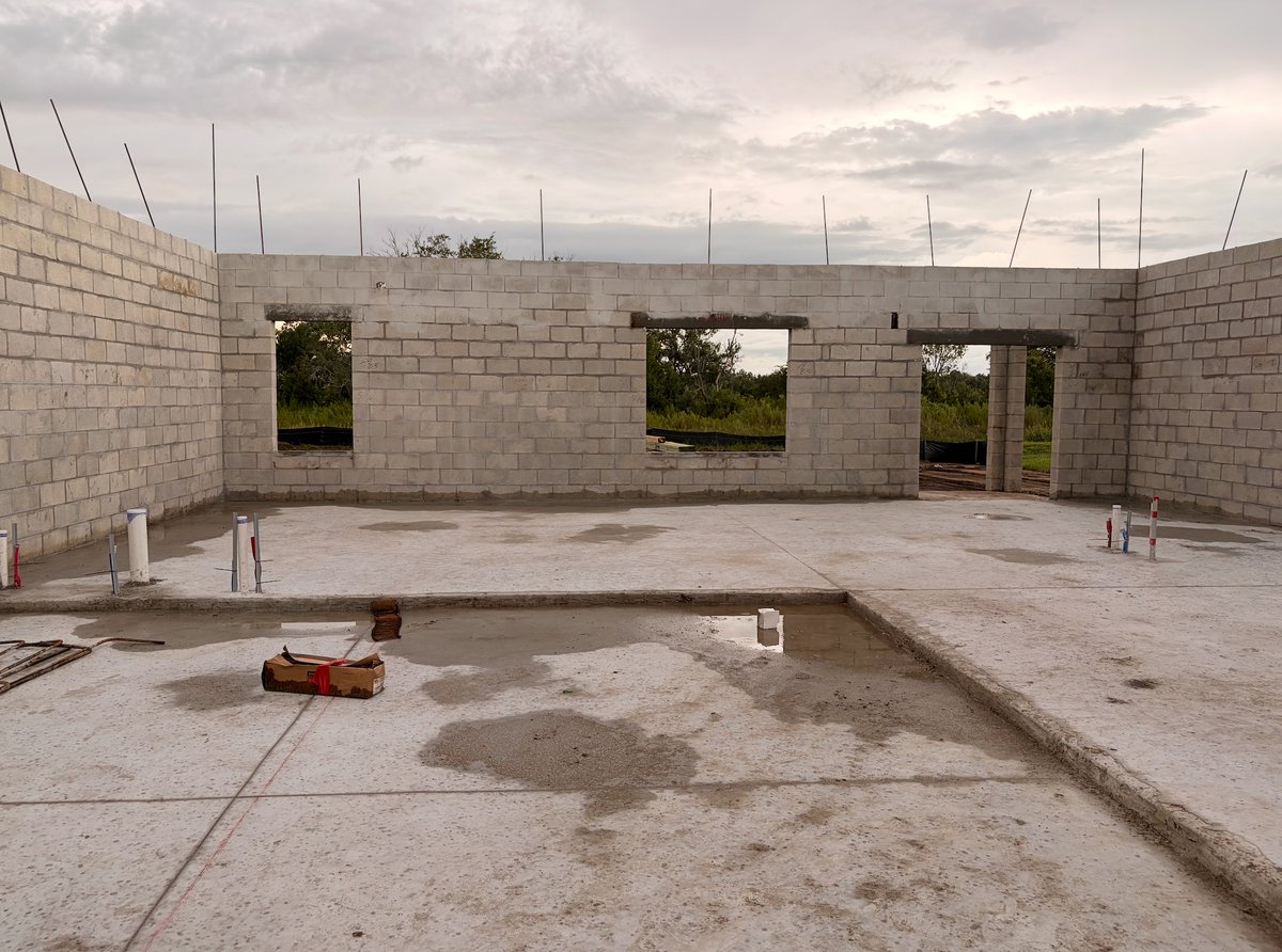 MikeFyvieSells's tweet photo. Construction Update #2!
First-floor block is complete at our new home in Star Farms! 🏡 Inspection is next, followed by the lintel pour and first-floor framing.
Follow our full build journey:https://t.co/9hUopRVTpd https://t.co/jS7T3XkNzN