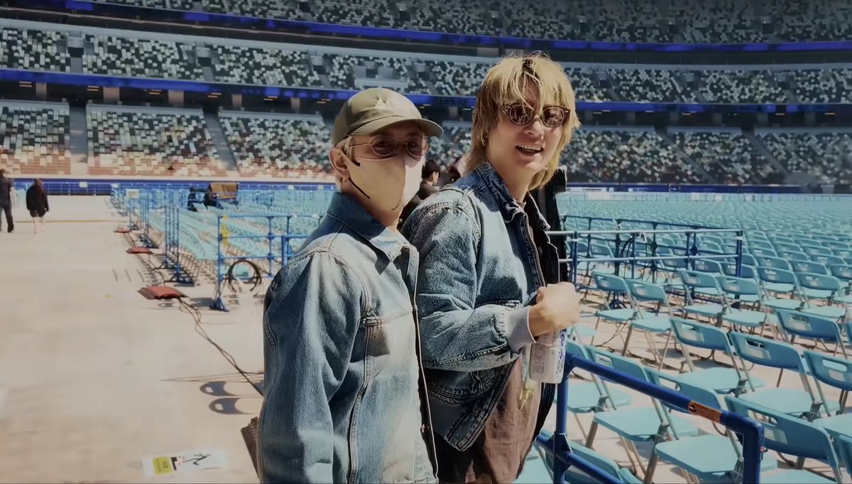 an_10969_'s tweet photo. ほぼ全身ペアルックなのかわいすぎるし仲良しすぎる😂😂😂💞
#oneokrock https://t.co/j2zoPsbKTW