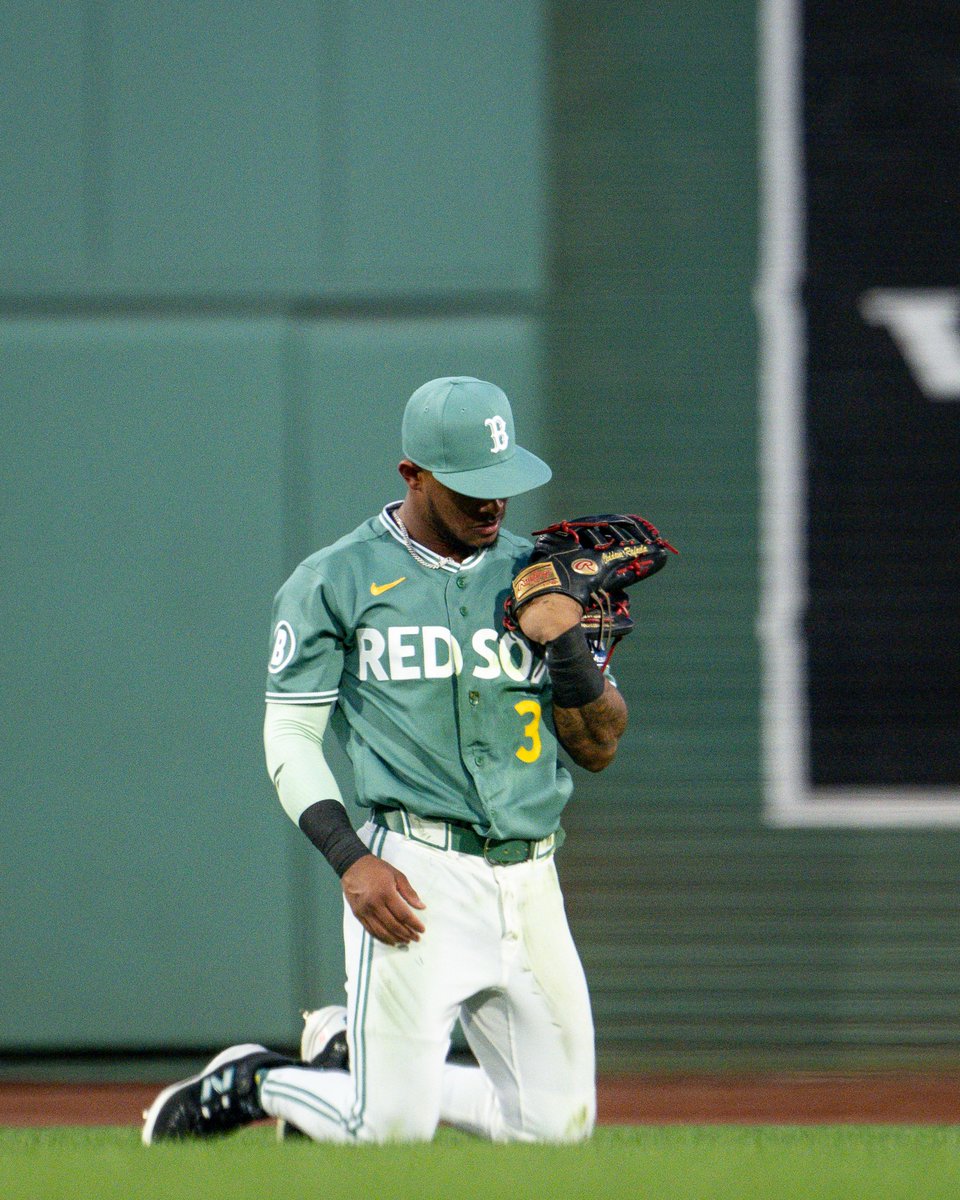 RedSox's tweet photo. Pics that go hard https://t.co/UDwlv3TkG9