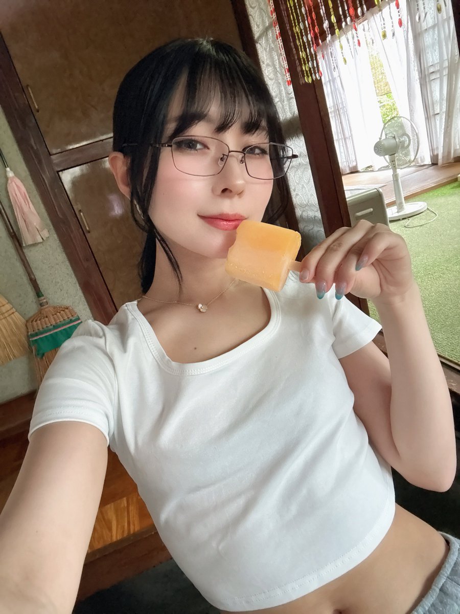 鳴上なごね💚さんのエロ画像、2026年08月08日09時11分07秒に投稿