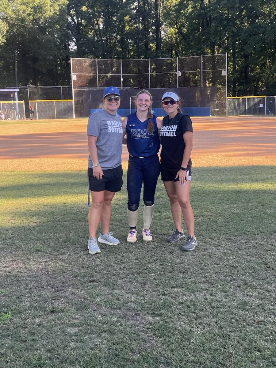 AdysnRoberts30's tweet photo. First ever prospect camp!! Had an amazing 6 HOURS @Barton_Softball , and made so many new friends and learned so much about the recruiting process!! Can’t wait for what the future holds!! https://t.co/wYfTqzShLW
