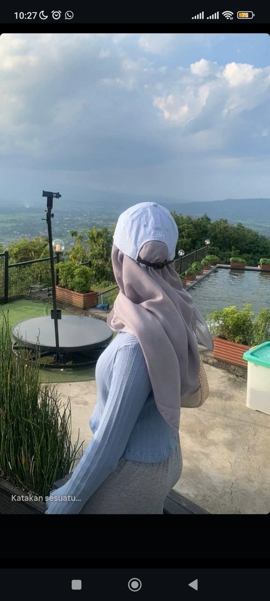 prelovedtemcyy's tweet photo. crop sweater 40k tebel, lembut ya ini https://t.co/8LZHR2Zuyt