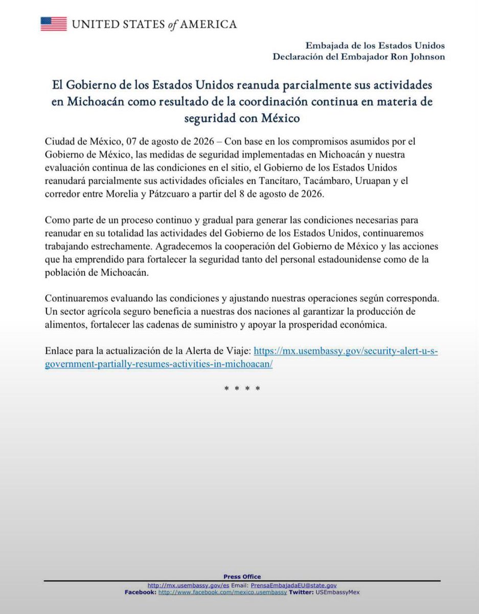 ARBedolla's tweet photo. El gran trabajo y liderazgo de nuestra presidenta @Claudiashein, así como la estrecha coordinación con Estados Unidos nos ha permitido avanzar en la reanudación parcial de actividades. 

Por parte del @GobMichoacan, seguiremos colaborando de manera permanente para la reactivación plena de actividades, y garantizar la continuidad de esta importante relación bilateral. #MichoacánEsMejor