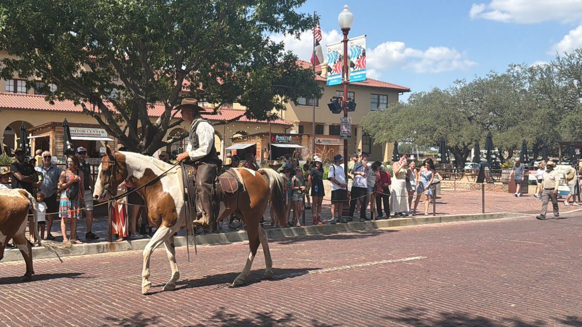 Jake02995213's tweet photo. Spread light wherever you go. https://t.co/lle35uq2kd