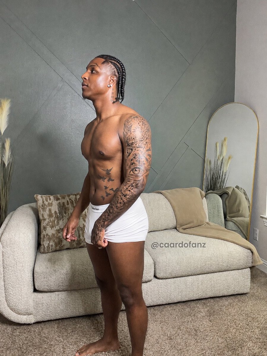 CaardoFanz's tweet photo. Should I post the rest? 👀

https://t.co/OhVU1jMXXk https://t.co/4pDvDcG0Pf