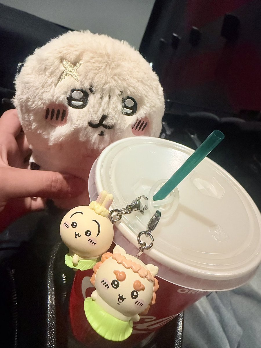 hi__03X's tweet photo. ラッコ先生〜〜！！！！！ https://t.co/szLWiGCmQM