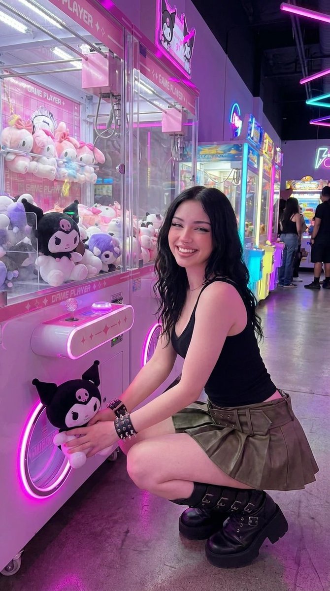 lilithruless's tweet photo. my new cuddle buddy 🧸 https://t.co/0Pw4Wak78Z