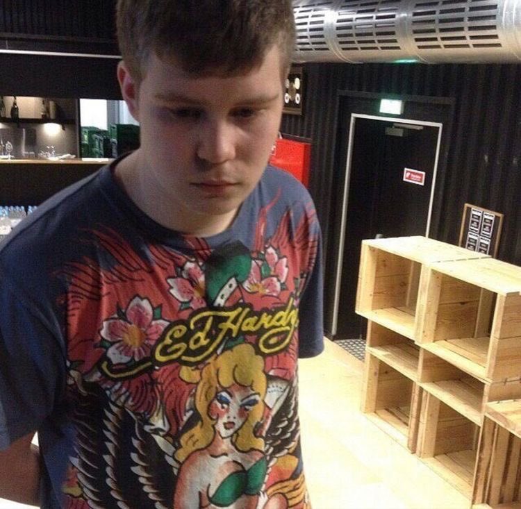 bpdlore's tweet photo. ♪⃝ ͜͜⑅ #promotwt #moothunt 𓐇
joseph or joey ͜ ♡ ͜
=͟͟͞♡ 9teen ( 。ᴗ ᴗ ) he only
mainly sports ᛝ no dni
tags⠀─ 𓂂 𓊆༏ ིྀ #hetatwt #fbtwt
#listwt #f1twt ˚̣̣꒰ ͜͝ ݃ ݁ ͜͝ 𓐇 ͡ . ֹ #filmtwt
꒰♱꒱ #archivetwt #lifetwt #mlptwt https://t.co/PazLbcTop9
