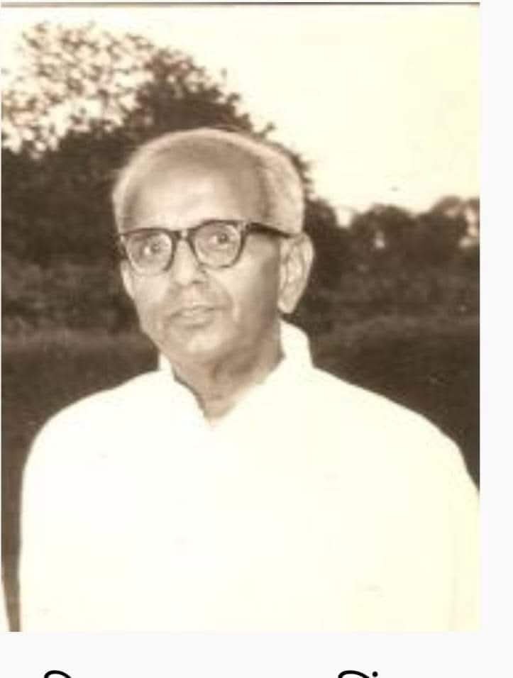 singhagb's tweet photo. यथोचित प्रणाम। 
 आजादी के बाद देश मे एक कुशल राजनेता, केंद्रीय मंत्री , मुख्‍यमंत्री और अंत में राज्यपाल तक का सफर तय करने वाले त्रिभुवन नारायण सिंह के जन्म जयंती पर ( 8 अगस्त, 1904, वाराणसी - 3 अगस्त, 1982) उनके यशस्वी योगदान का स्मरण कर शत-शत नमन। 
सादर https://t.co/pF9eMYlsL0