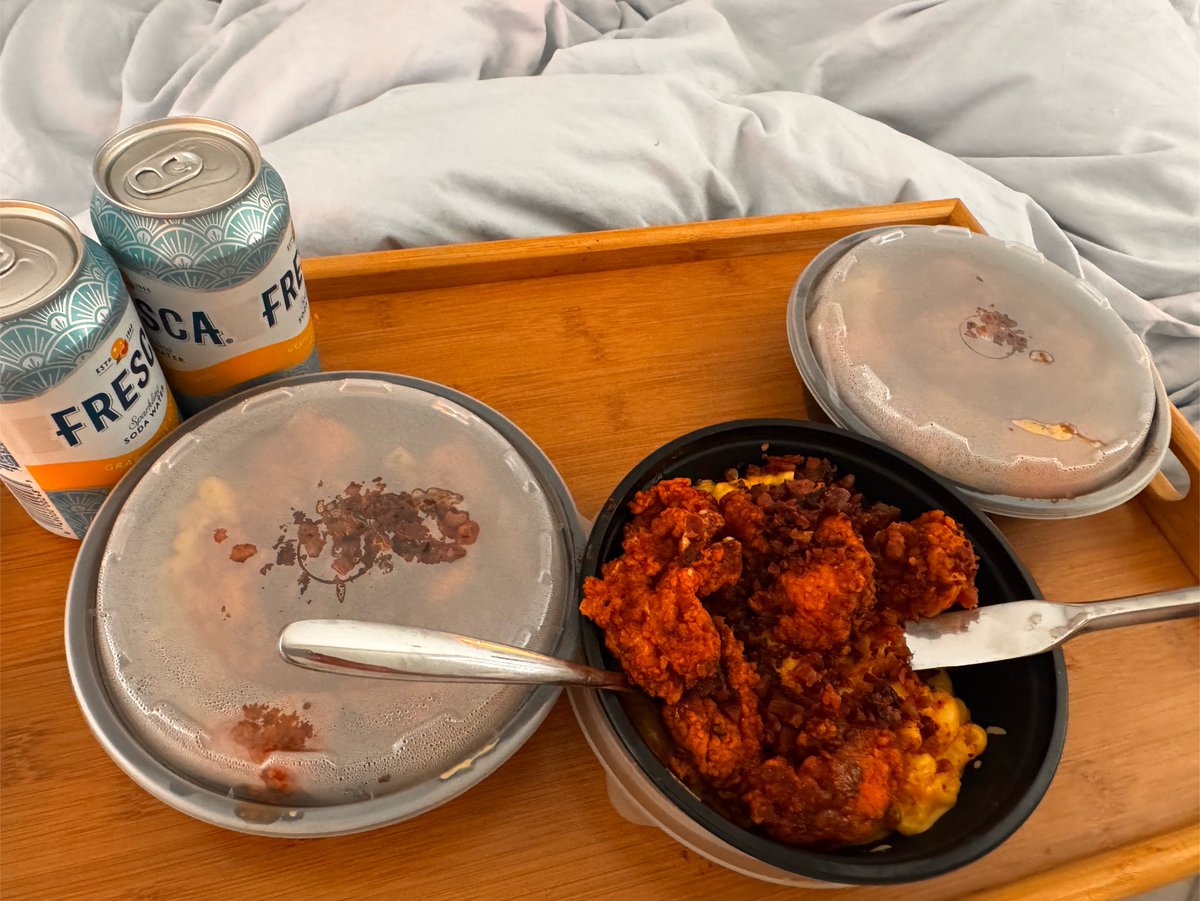 CANNONSHADOWBAN's tweet photo. @2fluffy2furious I ate all three orders. I am fat ass now https://t.co/LD8quuXdrI