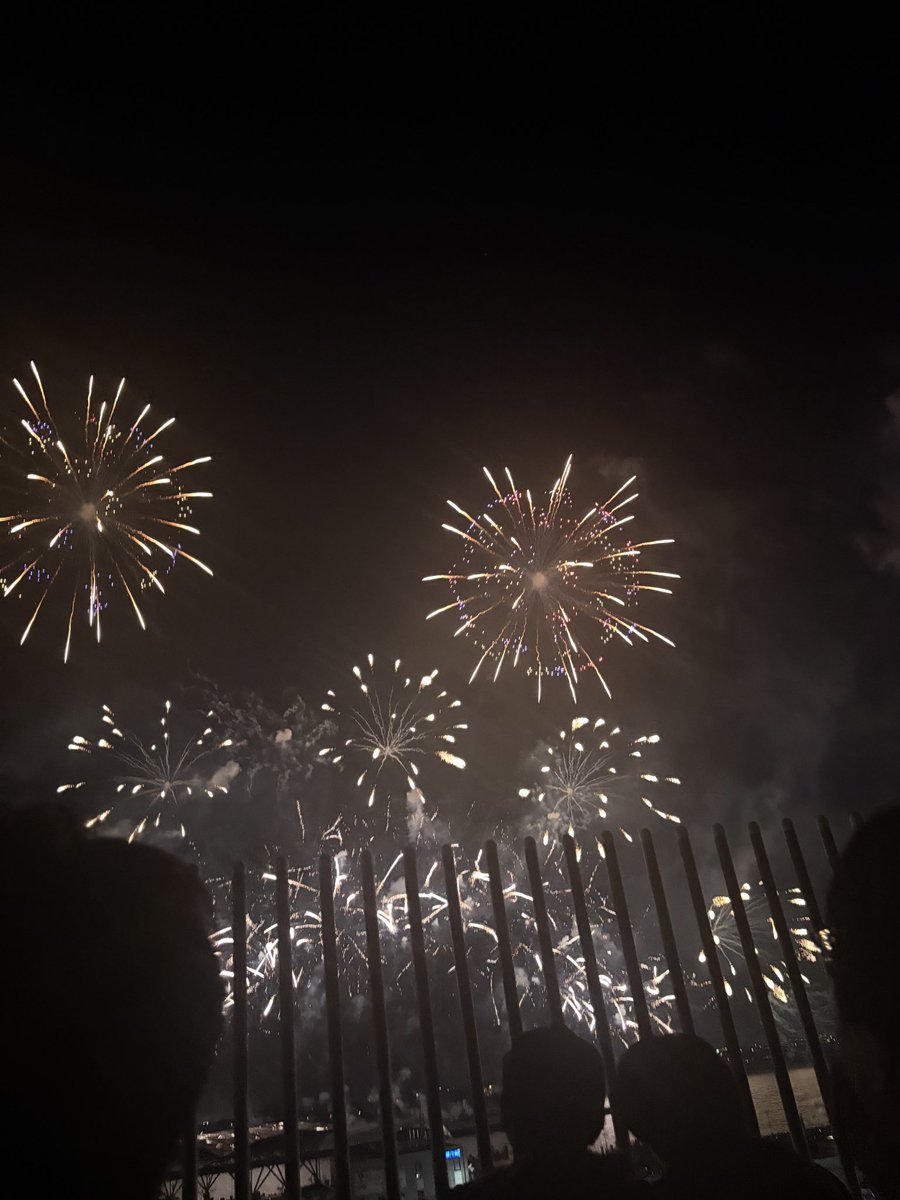 RoopamSharma95's tweet photo. @BellevieClub 
#Otsu #Shiga #Hanabi2026 #BellevieClub #長栄 #ベルヴィ夏祭り

日本で初めての花火体験！🎆🇯🇵
滋賀県大津の「Hanabi 2026」に行ってきました。
とても素敵な花火で、最高の夏の思い出になりました！

素敵なチケットと機会をくださったベルヴィクラブ様、本当にありがとうございま https://t.co/7QOkvIrvIb