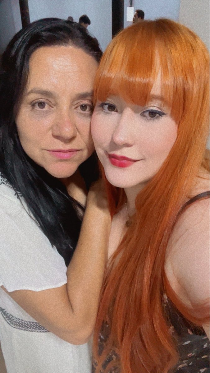 Cherrytwins13's tweet photo. Família 🧡 vitinho não gosta de foto então não teremos imagens registradas por hora kkkkk  Espindolas reuinidos eu amo 😍 https://t.co/2bUC7iBlJV