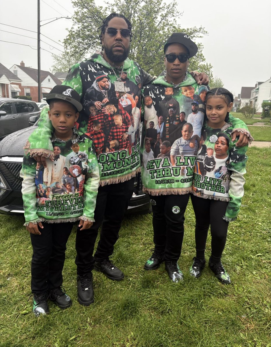 lxo_216's tweet photo. How many losses are we supposed to take 💔 RIH Big Khalil - idk what these kids are going to do w/o you 🥹🙏🏼 the absolute best dad, step dad, friend, brother, nephew &amp; more. This sucks 🥹 https://t.co/beZ6IJPgSu