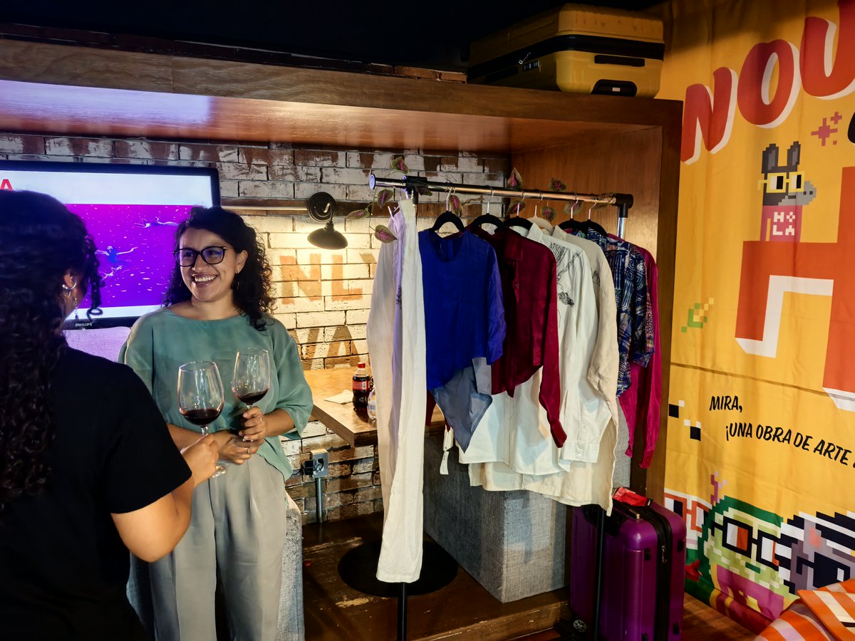 ETHCincoDeMayo's tweet photo. Blockchain Art &amp; Craft Day 🎨✨

One month ago, artists, creators, technology and Web3 came together in Mexico City to connect and share new ideas.

At ETH Cinco de Mayo, we create spaces where different communities and disciplines can meet and grow 🧵 https://t.co/Fi1nEhFzk6