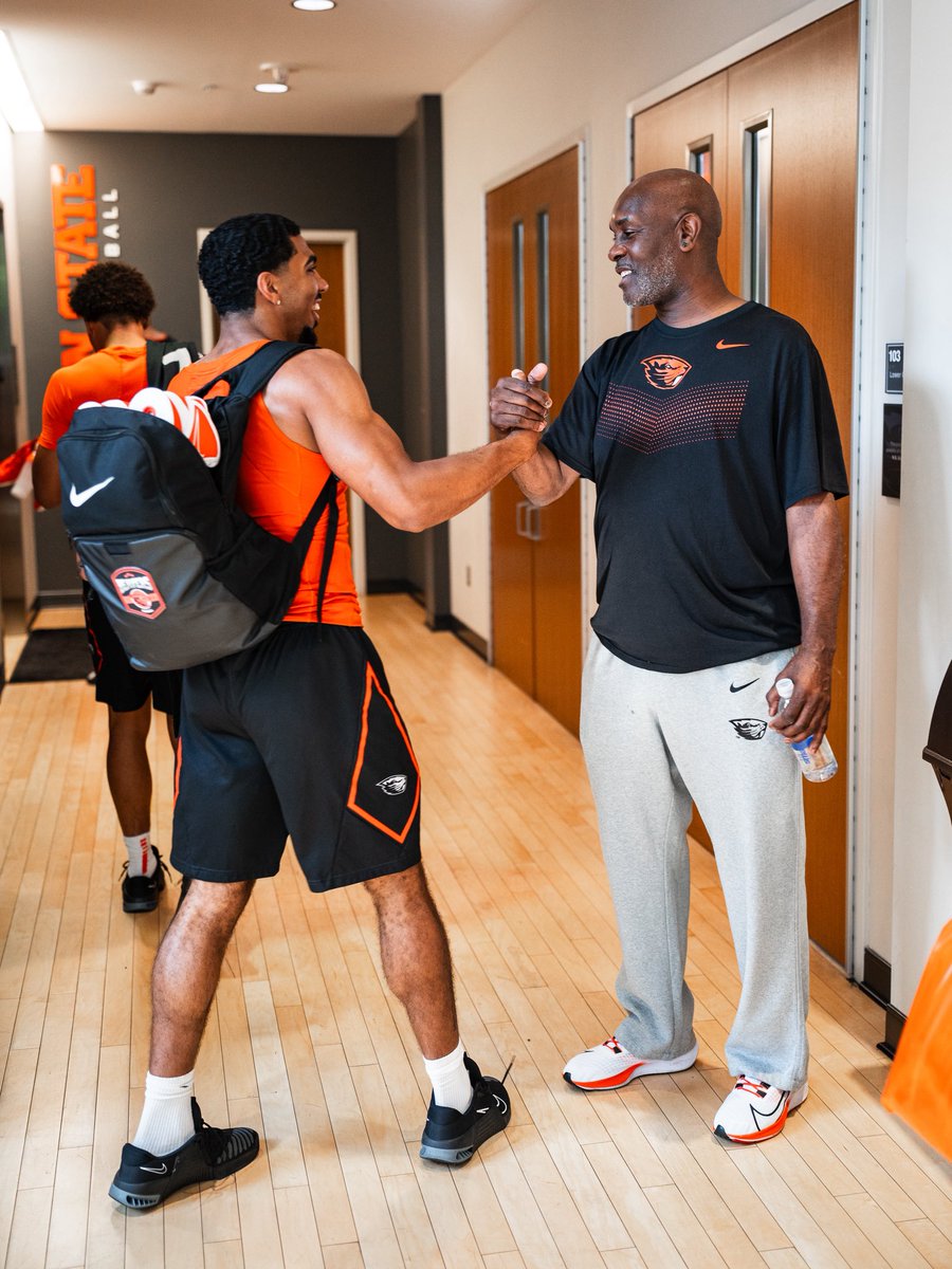 BeaverMBB tweet picture