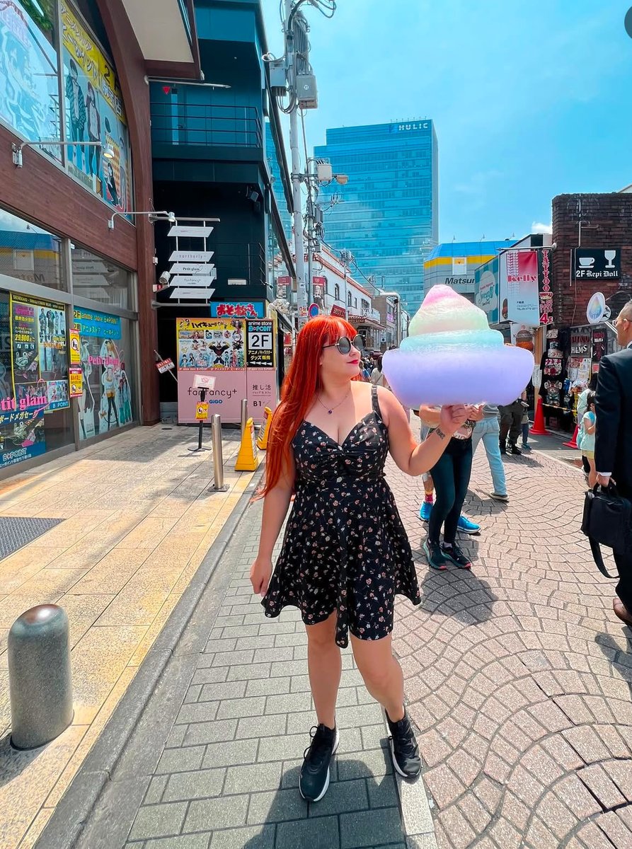 Cherrytwins13's tweet photo. Ai meu Japão 🇯🇵  jaja to voltando https://t.co/kETP5n8XGx