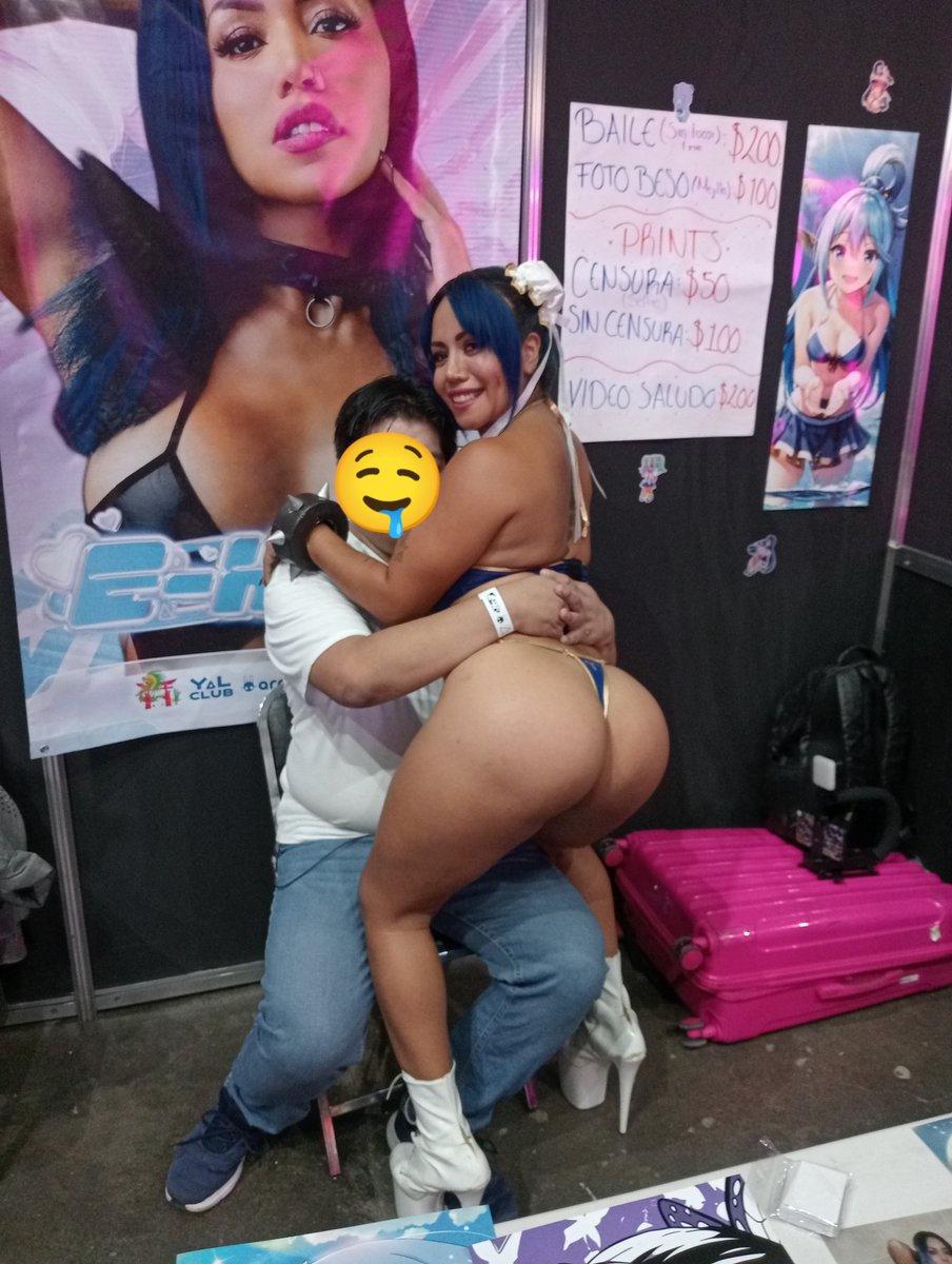 Dr_D000's tweet photo. Junto a la hermosa, la talentosa, la reyna xxx, la leyenda ¡¡¡ @mujerlunabella !!! 
Gracias a la @E_Xconvention por invitarla en su 3ra edición, sigan así. https://t.co/9TJfx2SymK