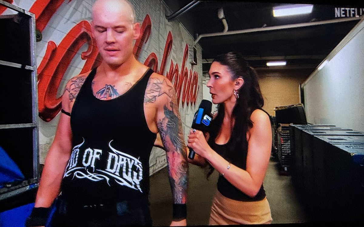 le_stewky's tweet photo. could be the end of days for Corbin if he raises his voice at @catherinekelley again 😒 #smaCKdown https://t.co/8y7rVueiyd