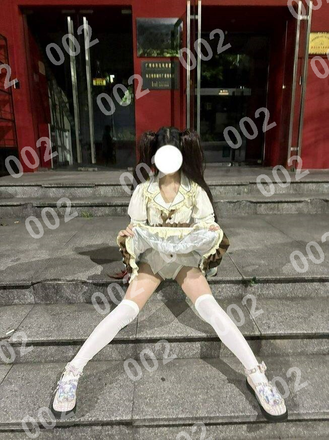 __Kaiin's tweet photo. 👉助理@hyum74
久久连妹子白嫖勿扰
看上了请截图妹子便客服快速安排
宝龙街道
#龙岗
#深圳
时间深沉得像陷落汪洋的旧轮船。 https://t.co/dBaYOvFMhn