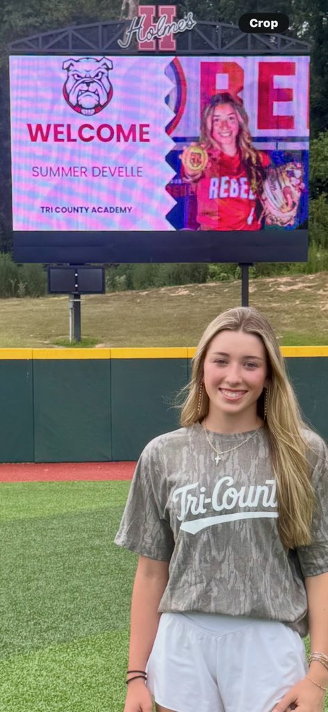 SummerDevelle's tweet photo. Blessed to receive my first official offer  from Holmes Community College! Thank you Coach Matt and Coach Katie for the amazing visit today! Can’t wait to see what God has in store for me! Go Dogs🐾
#agtg @coachmatthudson @hccsoftball @d1vision_sb @Coach_SB2 @TCASoftball26 https://t.co/jaqyDjNJ9S