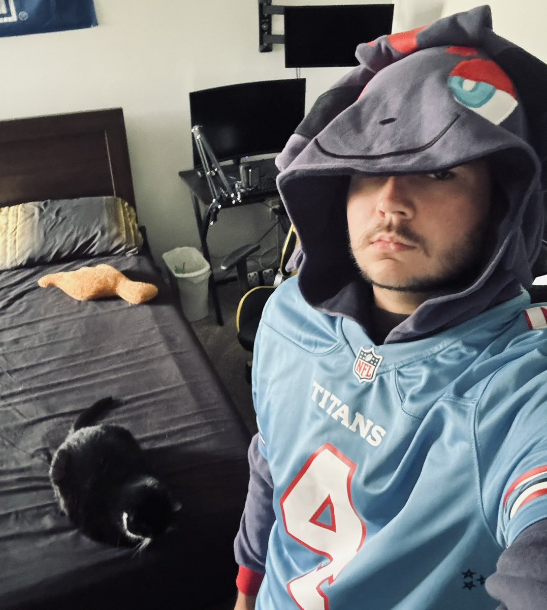 CEOofBread21's tweet photo. Uh oh swagtime https://t.co/8qWc54OIyA