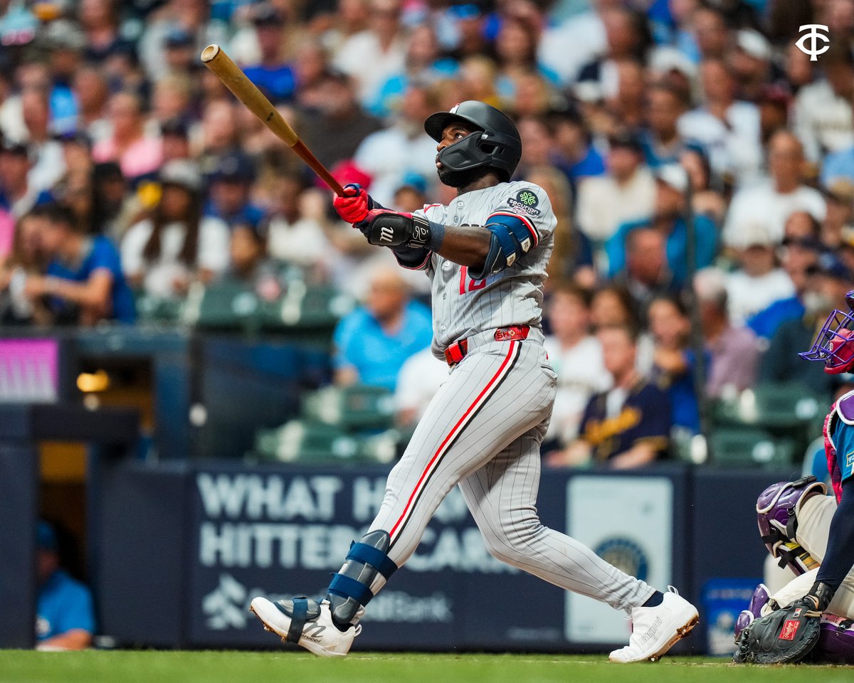 Twins's tweet photo. First MLB hit ✅
First MLB home run ✅

Take it all in Kaelen 🥹 https://t.co/ajLhB1L8VU