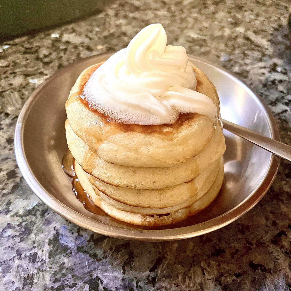 koixxie's tweet photo. these pancakes I made almost two years ago does anyone care  ❓🤤 https://t.co/Vn2RwNIKXE