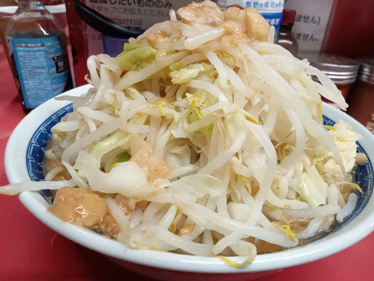 usamaru123623's tweet photo. ラーメン二郎　環七一之江店

今さっき

小ラーメン豚ダブル
コールはニンニクヤサイアブラ

本日は土曜日なので朝9時オープン有り難い

環七一之江店の豚ダブルが毎度神豚でレベチで美味い

相変わらず回転早いのも流石です

ご馳走様でした！ https://t.co/5ziX6cc8zY