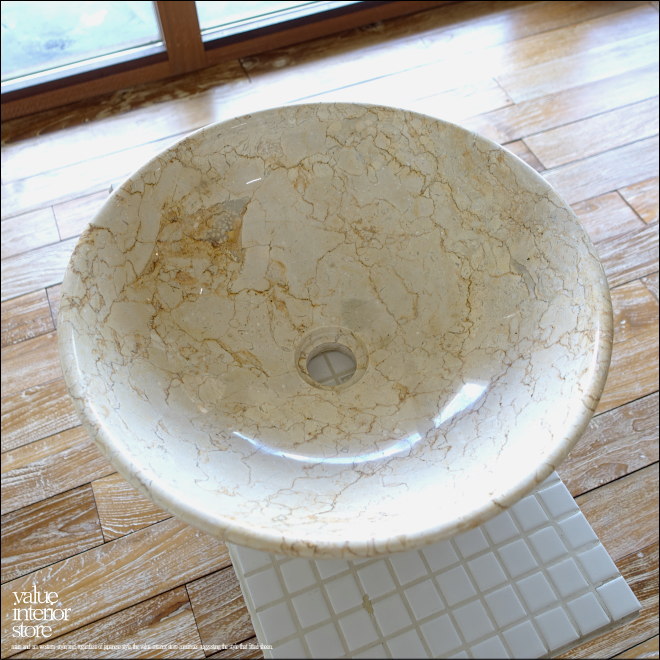valueinterior's tweet photo. 天然大理石ならではの
個性的な石目が素敵で
落ち着いた雰囲気を感じられる
マーブルウォッシュボウル“Mince/IV40cm”

毎日お使いいただくプライベート空間の
アクセント作りにぜひお役立てください。

#洗面ボウル #ウォッシュボウル #手洗い鉢 #手洗い器 #洗面 #洗面所 #洗面室 #手洗いボウル https://t.co/OSbkFlEIeO