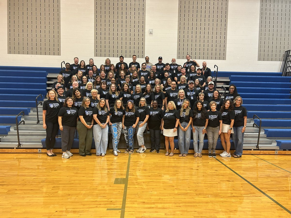 Principal_Ricks's tweet photo. 🐾💙 The hardest-working faculty with the BIGGEST 💙’s for kids! Our Bobcat Faculty shows up, pours in, and gives their very best because our students deserve nothing less. THIS is what makes DMS so special! Ready for an extraordinary year!🐾✨ #LeaveYourMark #MISDProud https://t.co/QuEKgQwgCa