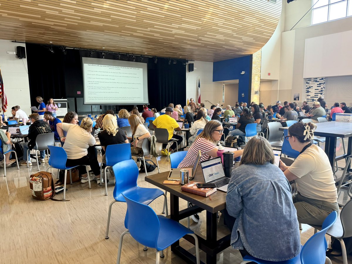 Principal_Ricks's tweet photo. 🐾💙 The hardest-working faculty with the BIGGEST 💙’s for kids! Our Bobcat Faculty shows up, pours in, and gives their very best because our students deserve nothing less. THIS is what makes DMS so special! Ready for an extraordinary year!🐾✨ #LeaveYourMark #MISDProud https://t.co/QuEKgQwgCa