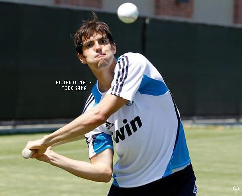 acervokaka's tweet photo. Ricardo Kaká playing baseball at UCLA in 2012

Ricardo Kaká jogando beisebol na UCLA em 2012 https://t.co/DmGzdv54ok