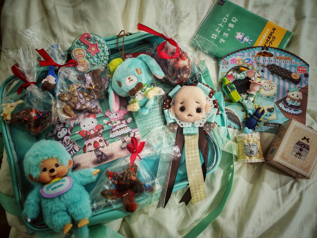 r_13_6's tweet photo. the mint choco sweet lolita princess 😋
أمس رحنا ورشة و سوينا شوكلاتة بالقوالب و الدونات الترند اللي فيه فواكه بنزل صورها بعدين و سويت ديكودين لستاند القلب حق تورو مره استمتع آخر فترة بالديكودين من الهوايات المفضلة عندي XD💙🤎
ೀ 🍨 ‧ ˚🍫 ‧₊˚♪ 𝄞₊˚ 🍵⋆｡° 🍮°⋆. ࿔*:･ https://t.co/jSC5BGrWtC