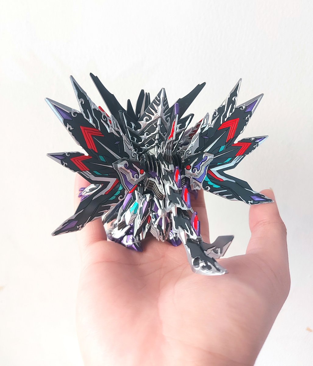Dytaz4869's tweet photo. {Commission Project}
- Project: SDW Heroes - Dominant Superior D Dragon.
- Status: Comeleted.
- Instargram: dytaz2009
- Facebook: Dytaz4869

#bandainamco  #modelkit  #gunpla #superrobot #sdwheroes  #gunplabuilder  #gundam #Dytaz4869 #dytaz4869 #painting #Vietnam https://t.co/5MOhETvbxV