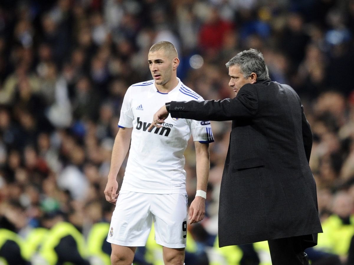 MadridXtra's tweet photo. 🔙🗣️ Karim Benzema on José Mourinho: “He made us BELIEVE we could be the best, and thanks to that we won so much after he left.” https://t.co/Z0OH7Q1jPA
